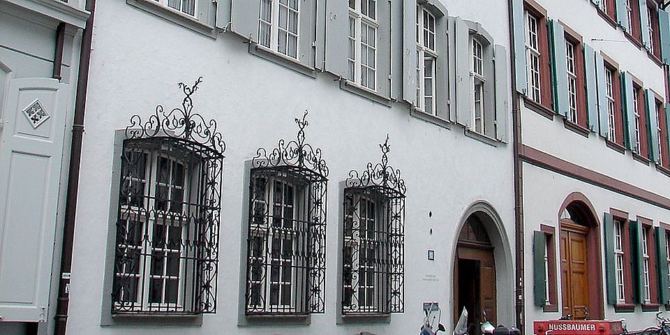[Translate to English:] Gebäude Theologische Fakultät